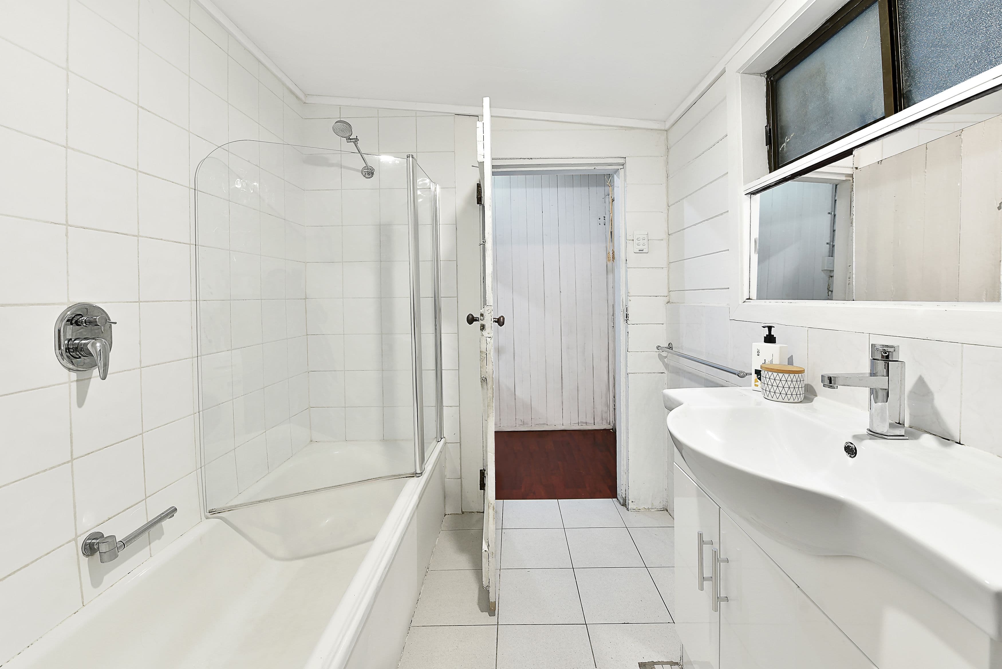 10 Queen Street, Coburg VIC 3058, Coburg - Thumbnail 5