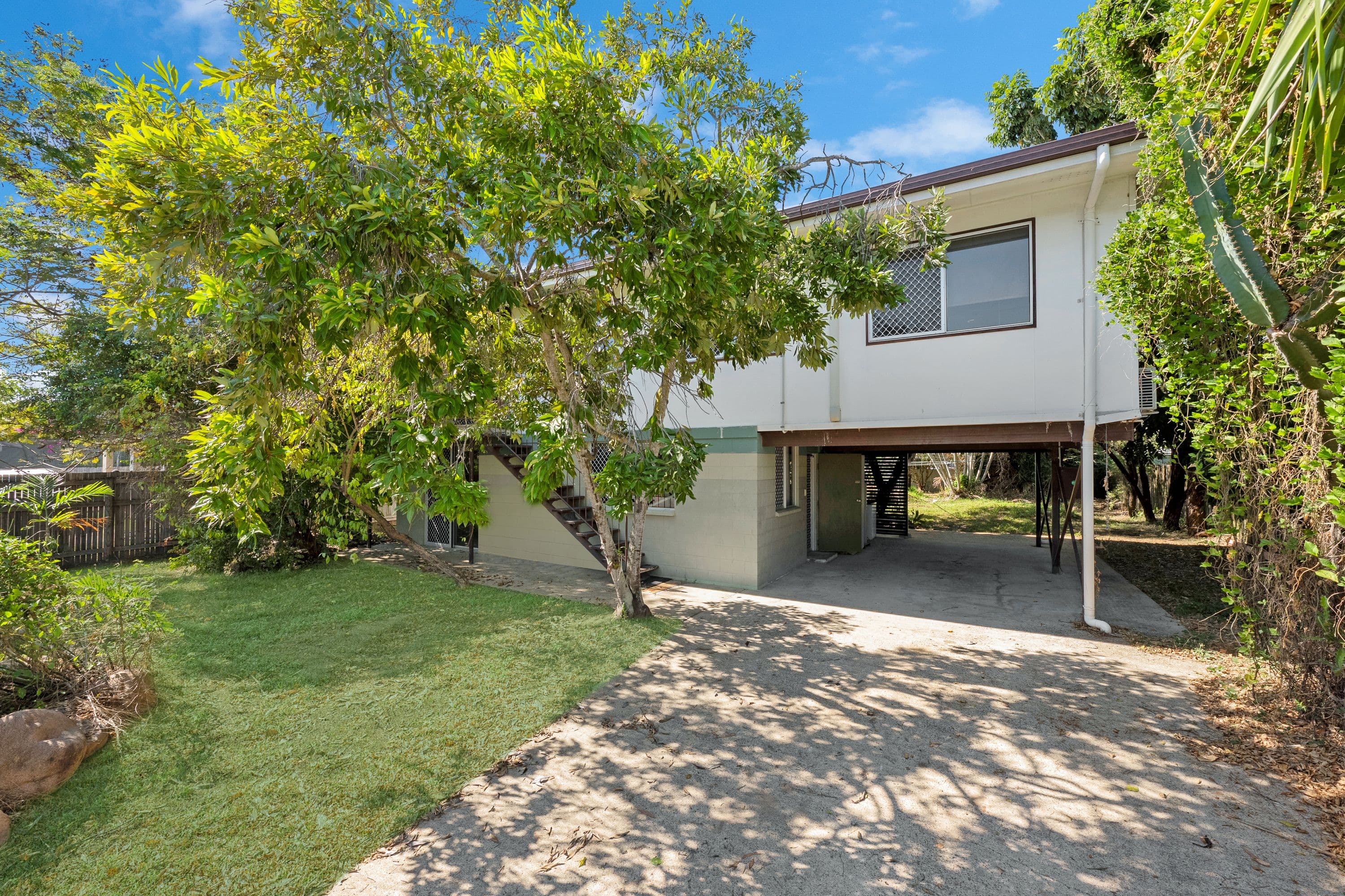 21 Gladys Street, Kelso QLD 4815, Kelso - Thumbnail 2