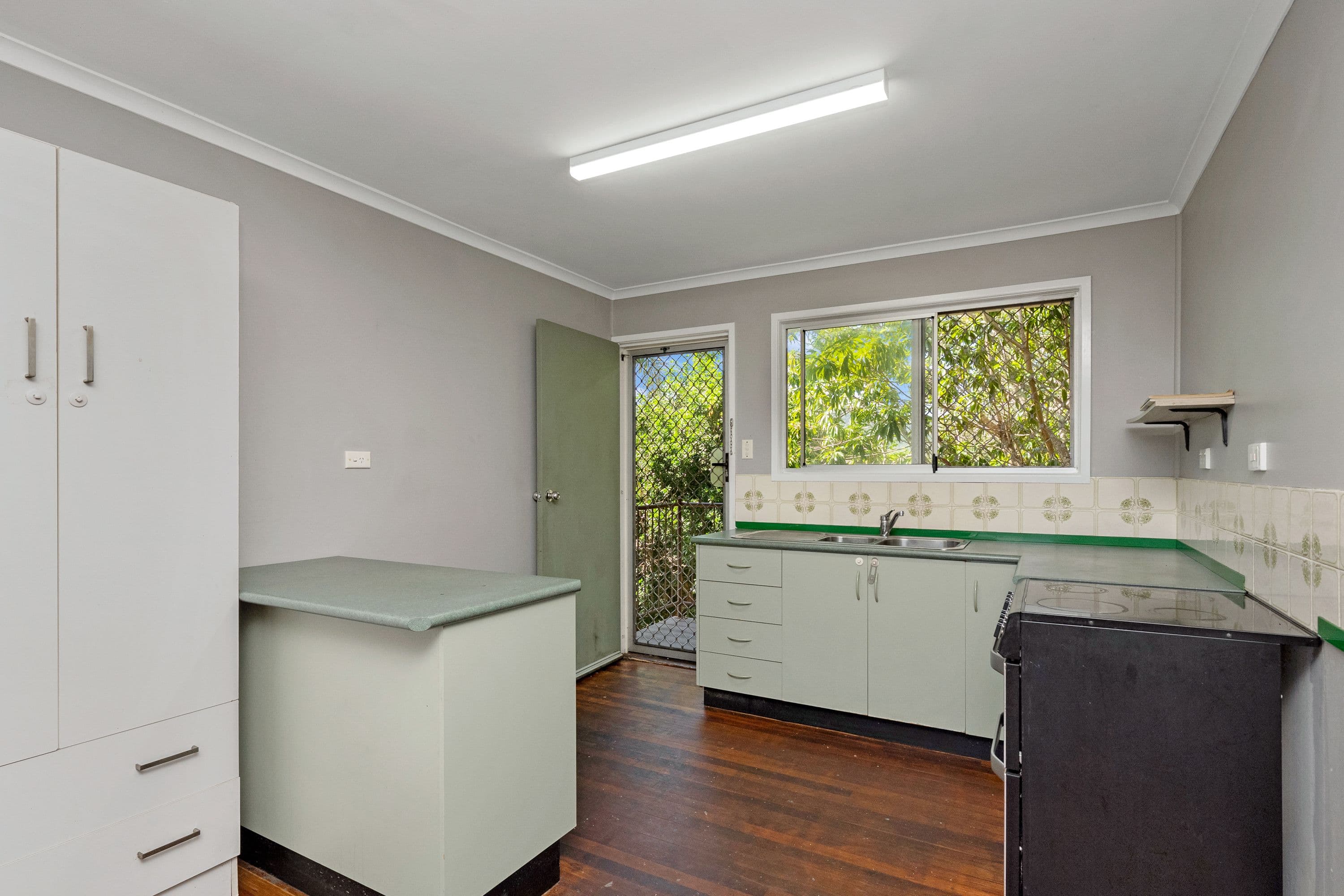 21 Gladys Street, Kelso QLD 4815, Kelso - Thumbnail 3