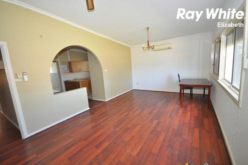 4 Crabb Road, Smithfield Plains SA 5114, Smithfield Plains - Thumbnail 3