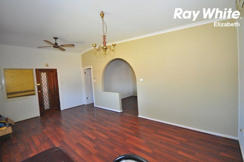 4 Crabb Road, Smithfield Plains SA 5114, Smithfield Plains - Thumbnail 4