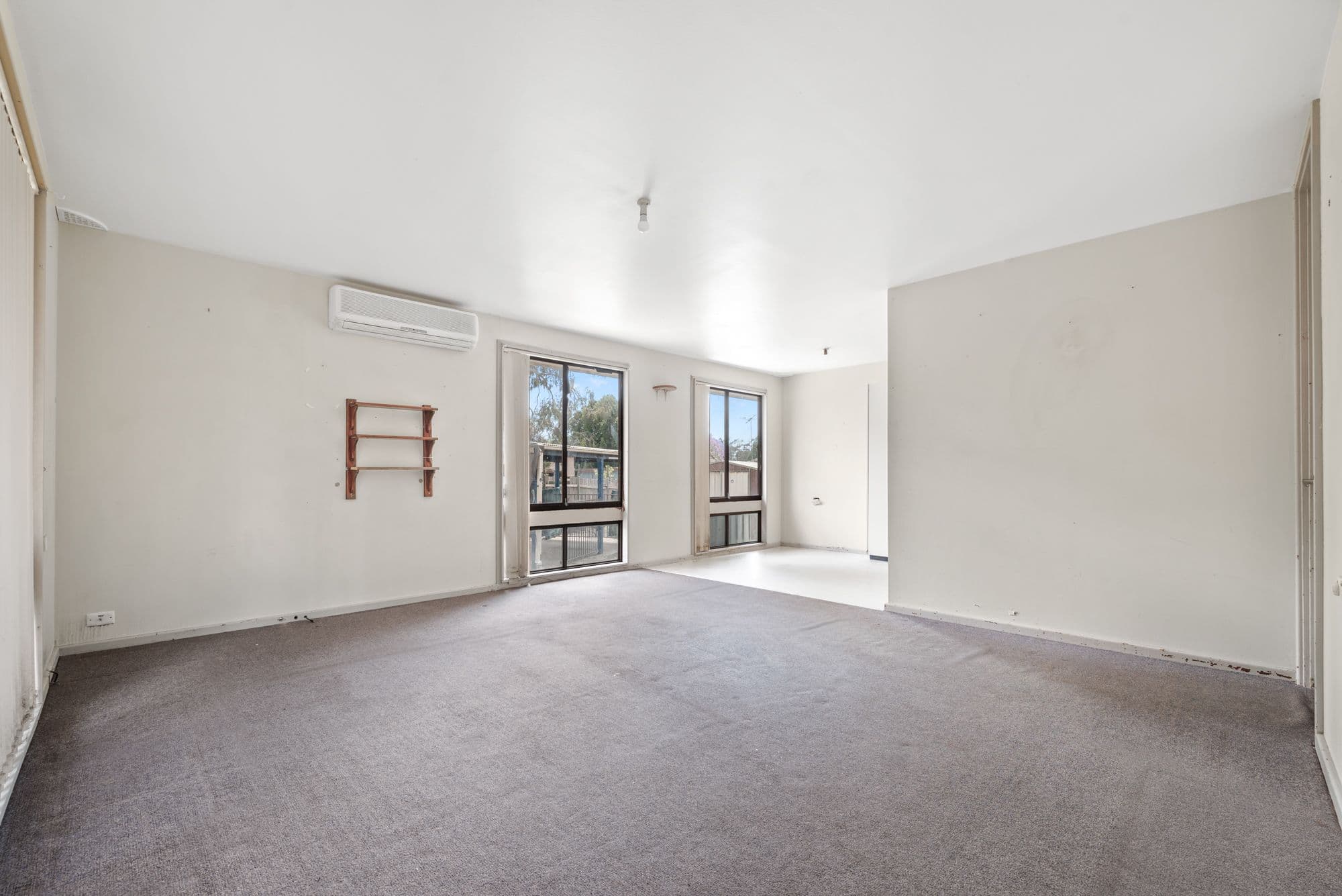 6 Coonong Way, Airds NSW 2560, Airds - Thumbnail 2