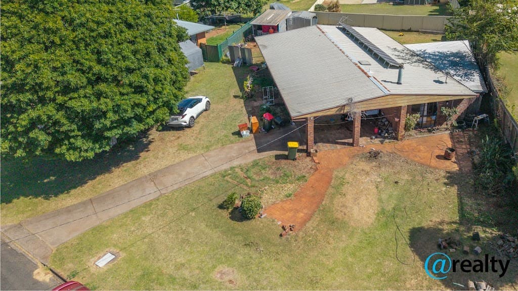 13 Patrick Street, Kingaroy, QLD, 4610, Kingaroy - Thumbnail 2