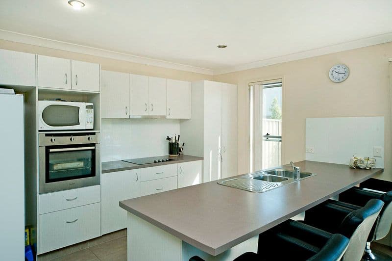 18 Moonlight Lane, COOMERA QLD 4209, Coomera - Thumbnail 2