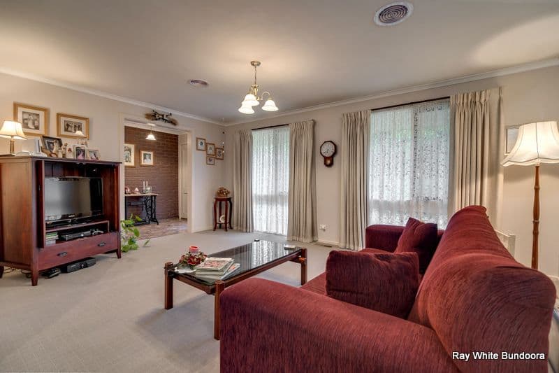 1 Shiraz Court, BUNDOORA VIC 3083, Bundoora - Thumbnail 2