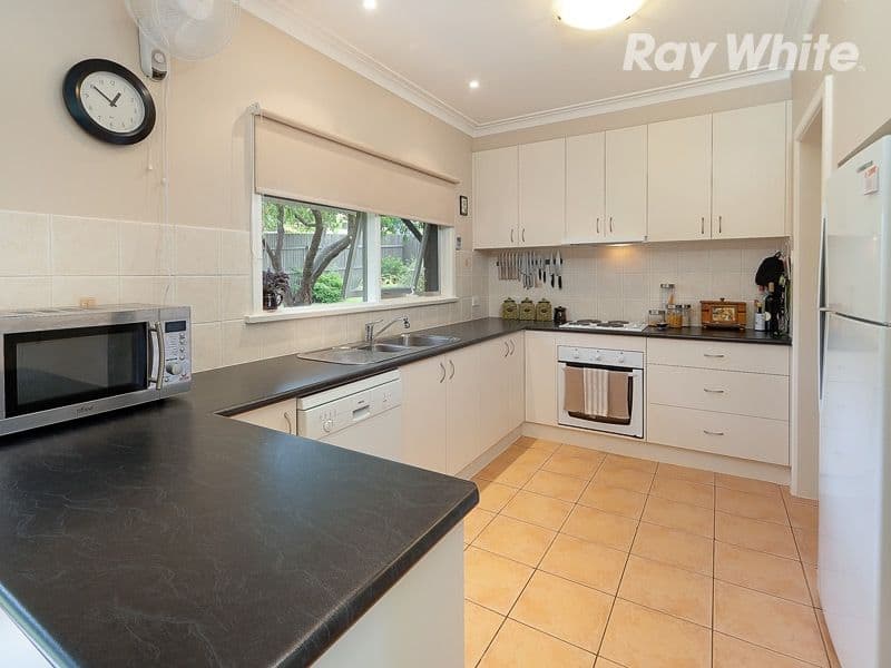 207 Bernhardt Street, ALBURY NSW 2640, East Albury - Thumbnail 3