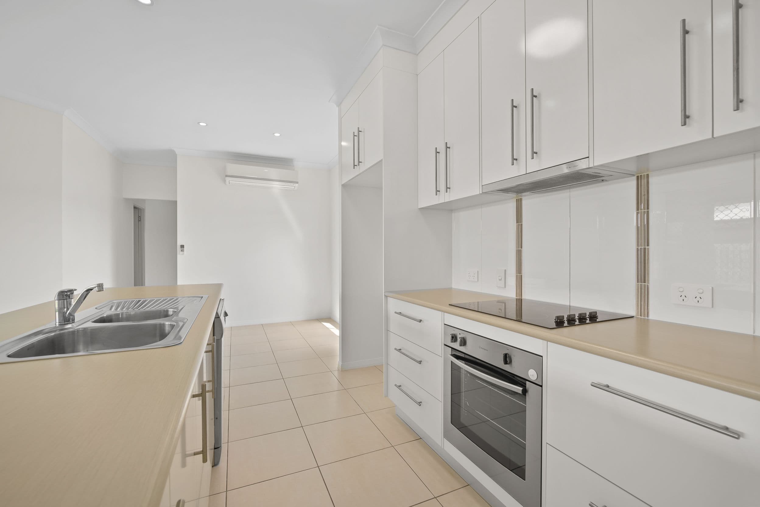 16 Bellbird Circuit, New Auckland QLD 4680, New Auckland - Thumbnail 8