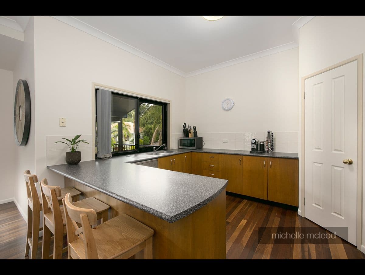 25 Carissa Place, Chapel Hill QLD 4069, Chapel Hill - Thumbnail 8