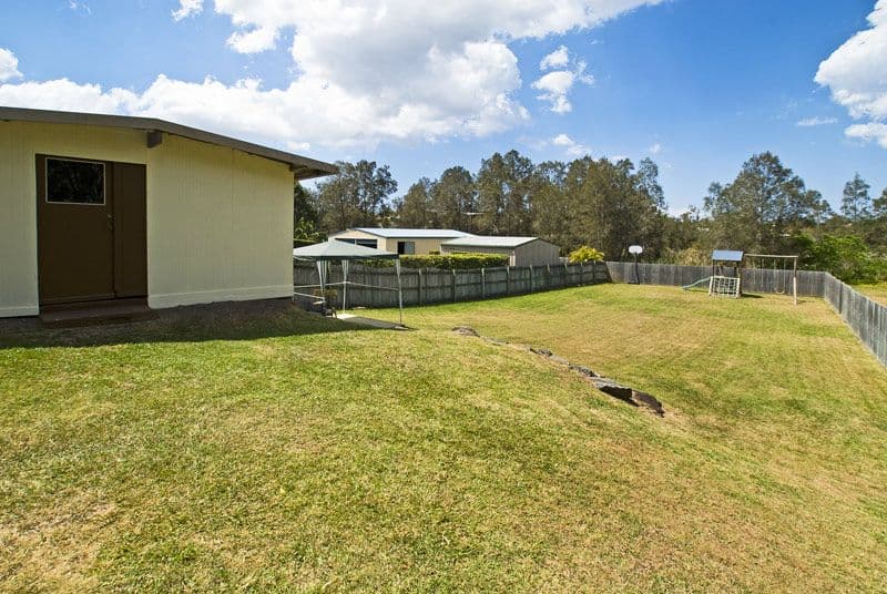 54 Bradstone Road, CARRARA QLD 4211, Carrara - Thumbnail 3