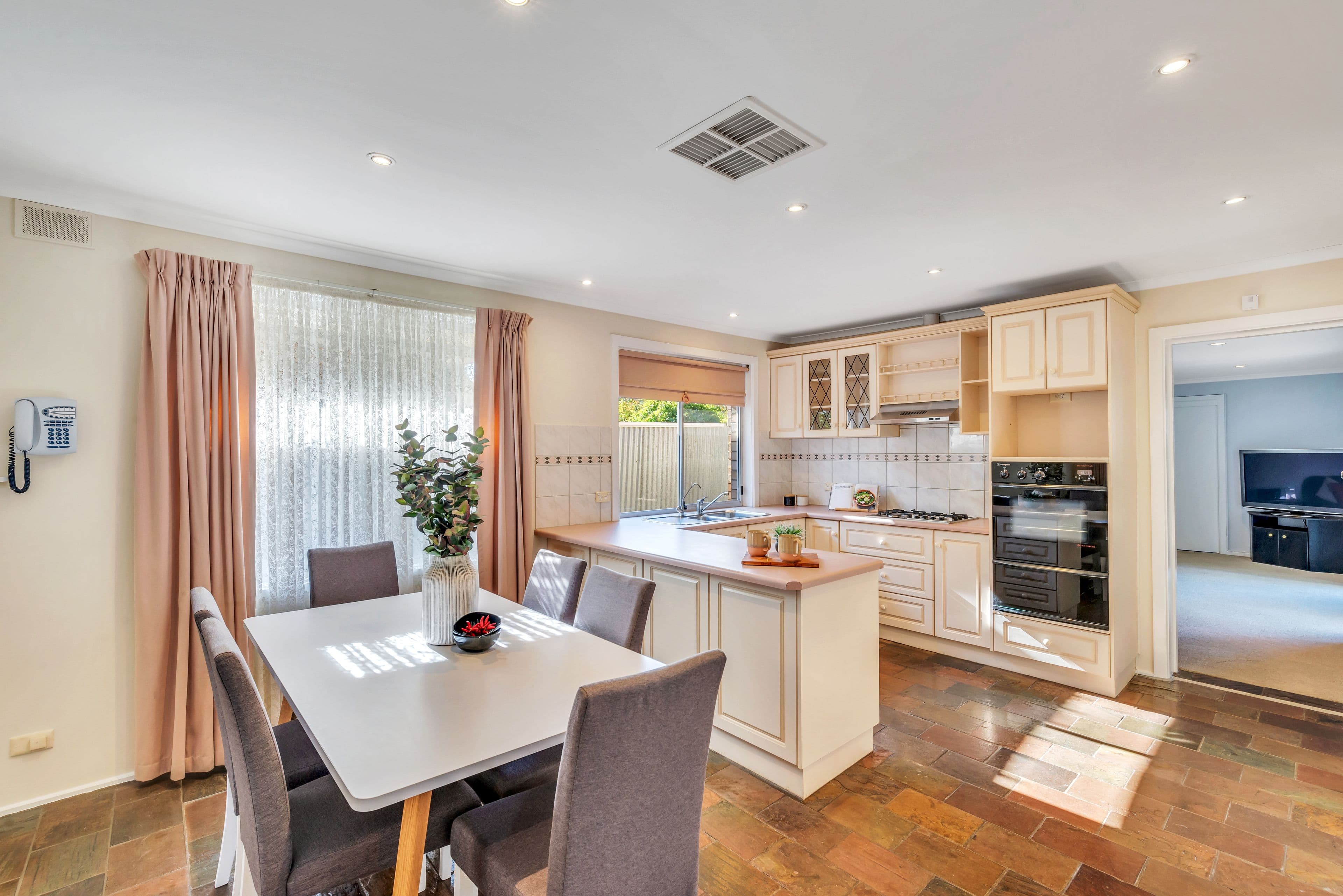 33 Saturn Crescent, Modbury North SA 5092, Modbury North - Image 1