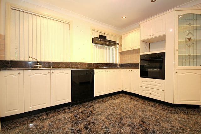 29 Farrell Road, BASS HILL NSW 2197, Bass Hill - Thumbnail 4