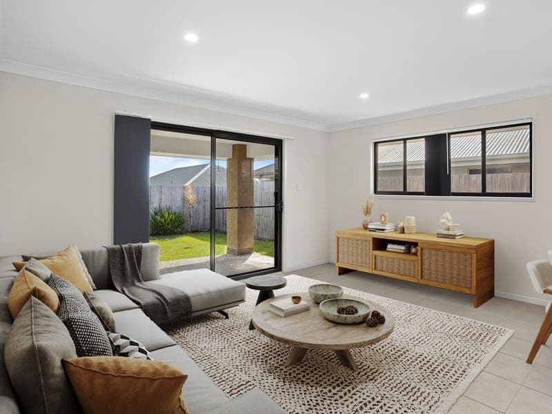 18 Scott Young Drive, Coomera QLD 4209, Coomera - Thumbnail 4