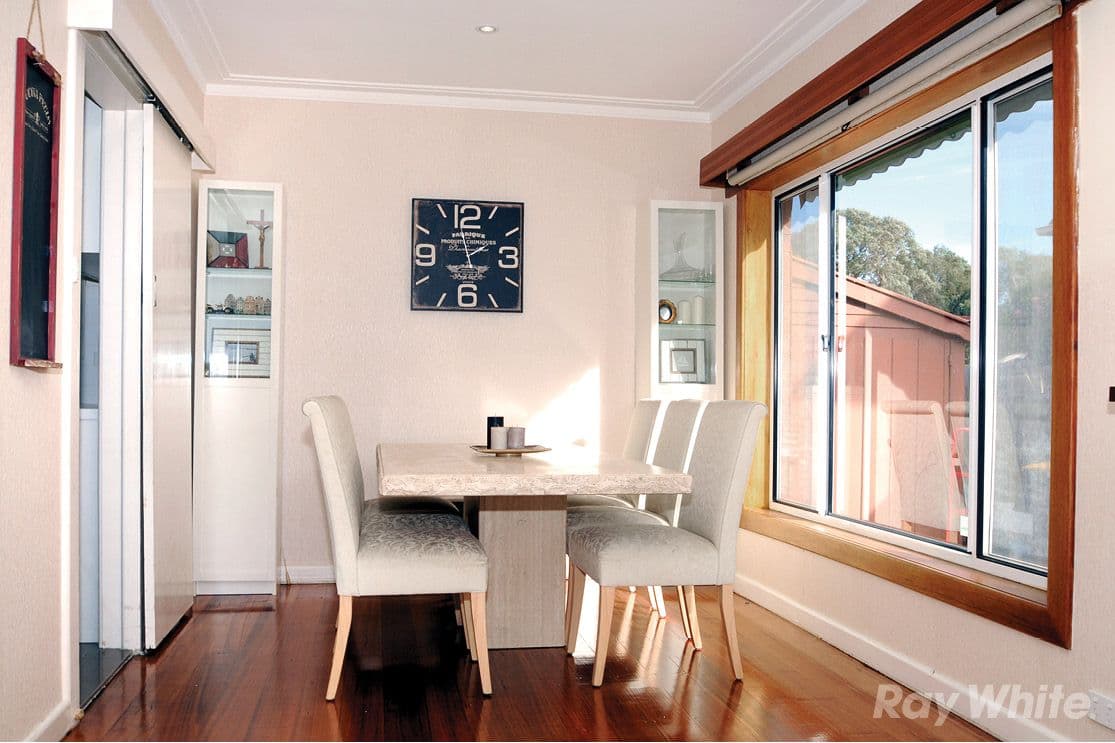 10 Lewis Street, MOUNT WAVERLEY VIC 3149, Mount Waverley - Thumbnail 5