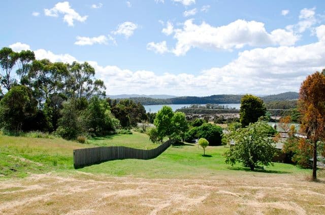 1 Bowen Street, BEAUTY POINT TAS 7270, Beauty Point - Image 1