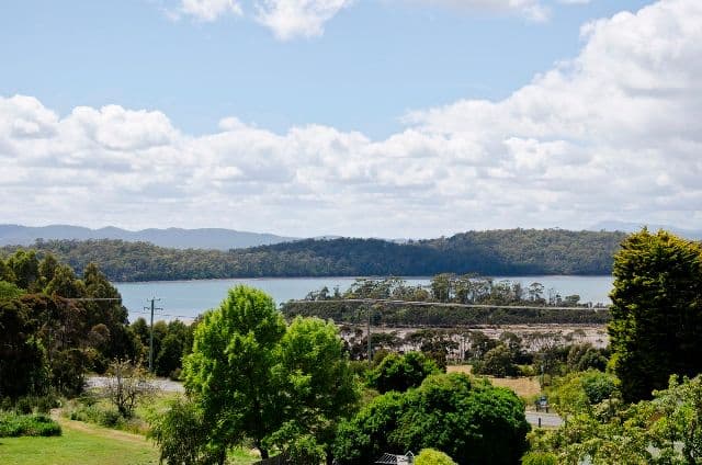 1 Bowen Street, BEAUTY POINT TAS 7270, Beauty Point - Thumbnail 3