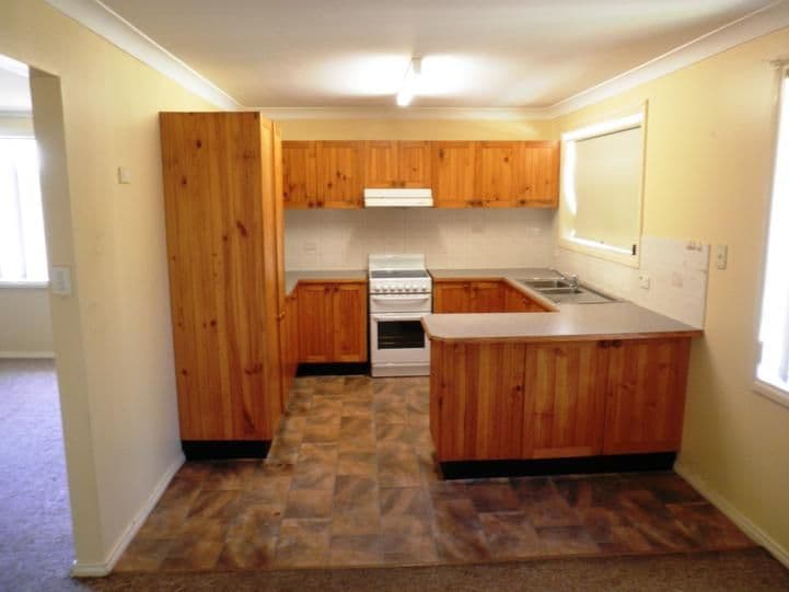 124a Nasmyth Street, YOUNG NSW 2594, Young - Thumbnail 2