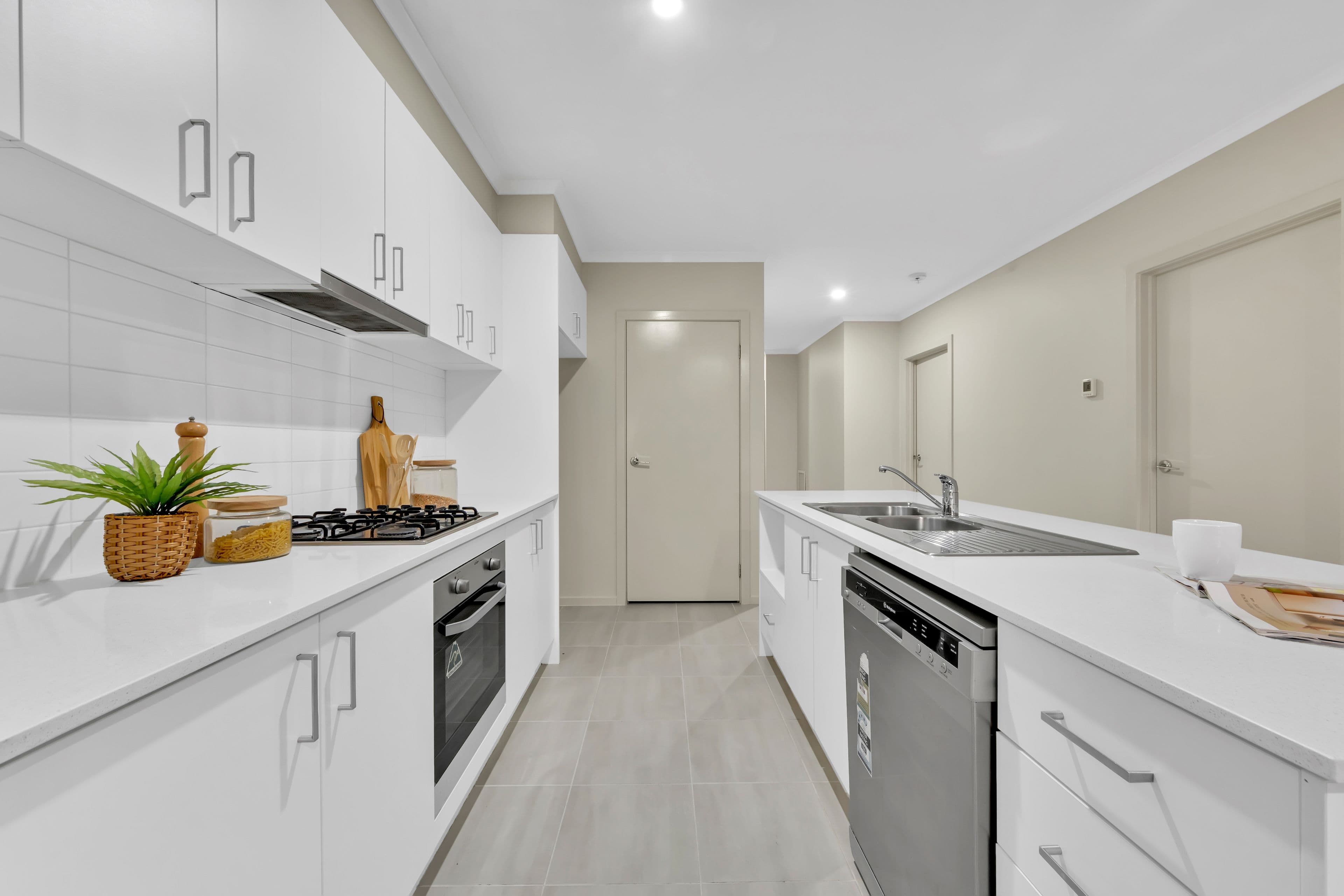 109 Moor Park Drive, Craigieburn VIC 3064, Craigieburn - Thumbnail 3