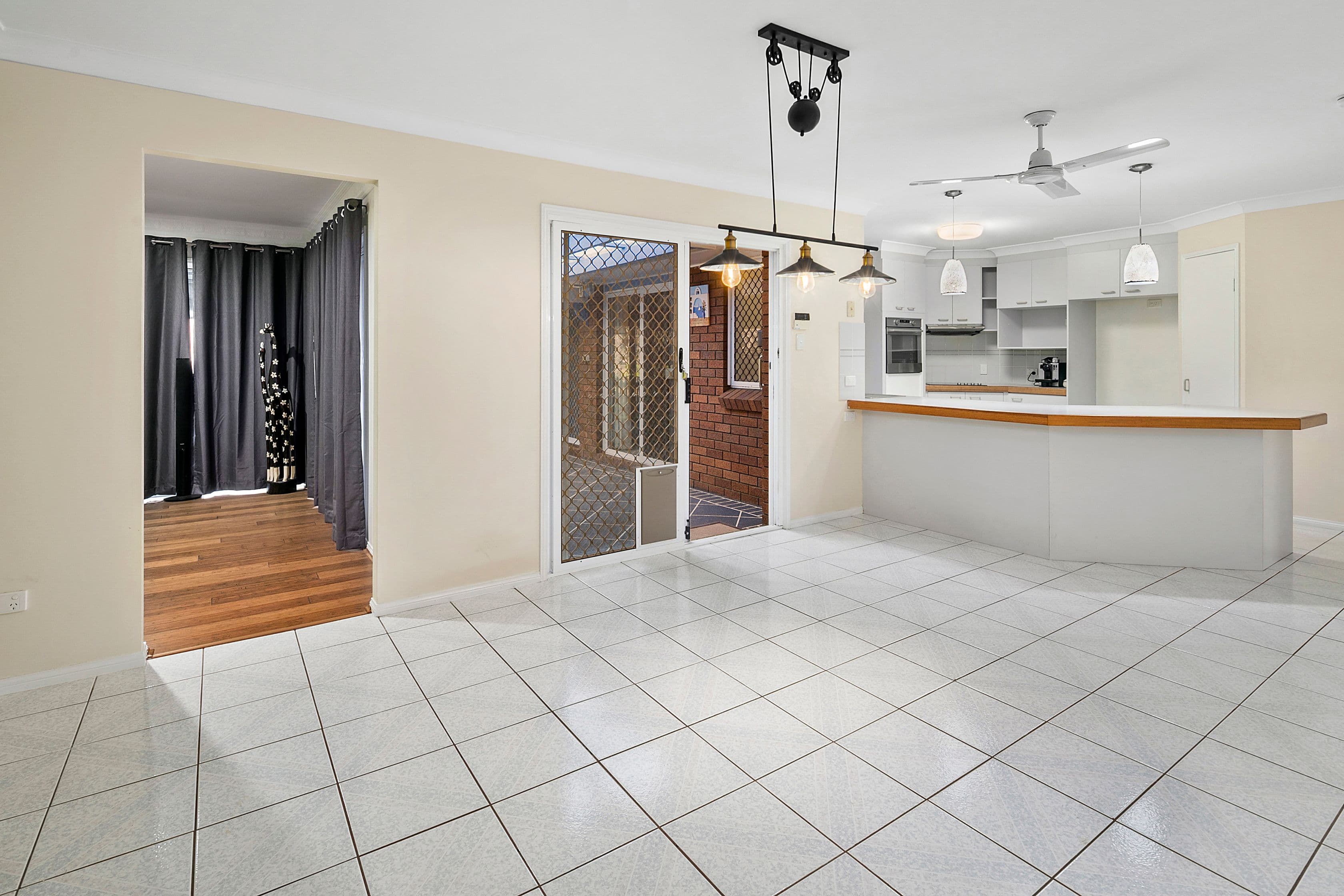 15 Drake Street, Wellington Point QLD 4160, Wellington Point - Thumbnail 4