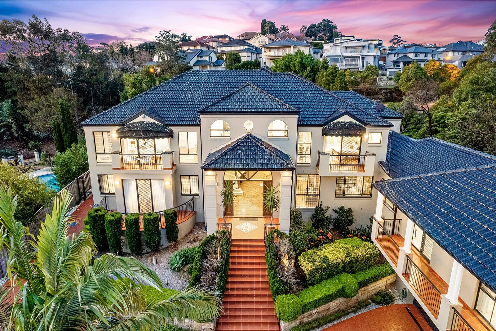 12 Lomond Place, Castle Hill NSW 2154, Castle Hill - Thumbnail 2