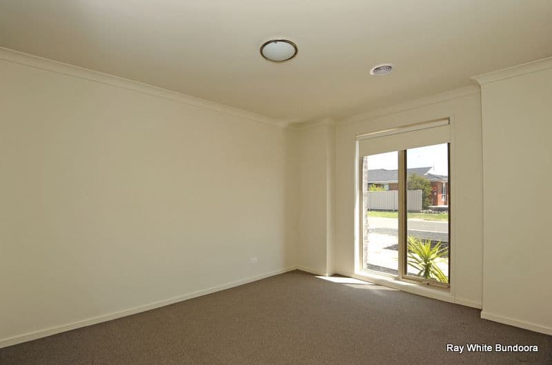 9 Nicholson Street, WALLAN VIC 3756, Wallan - Thumbnail 5