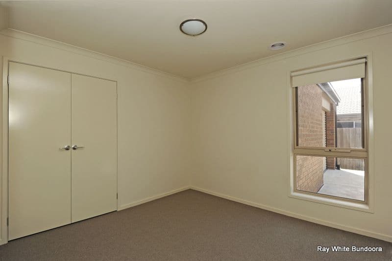 9 Nicholson Street, WALLAN VIC 3756, Wallan - Thumbnail 7