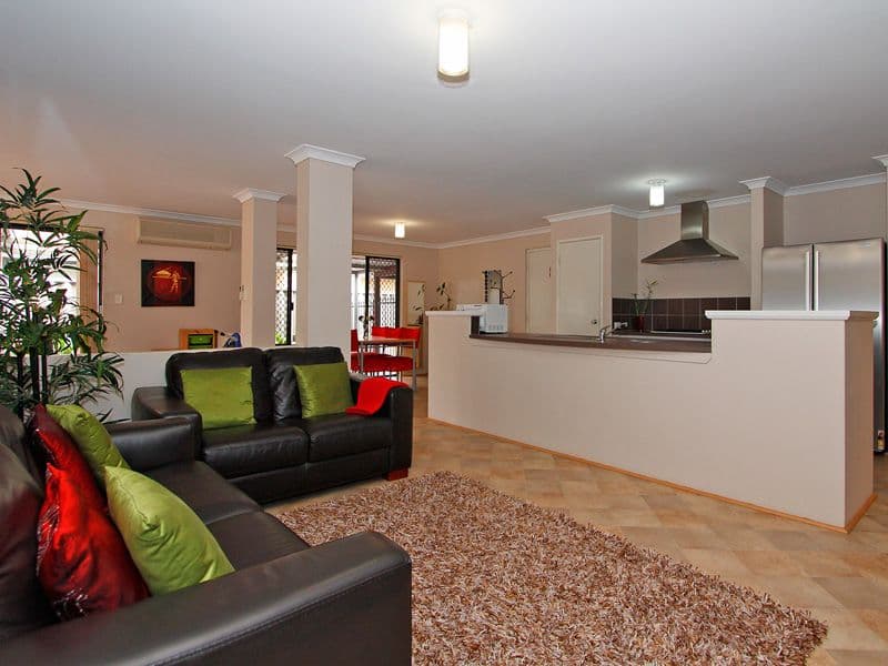 33 Hillwater Prom, BEECHBORO WA 6063, Beechboro - Image 1