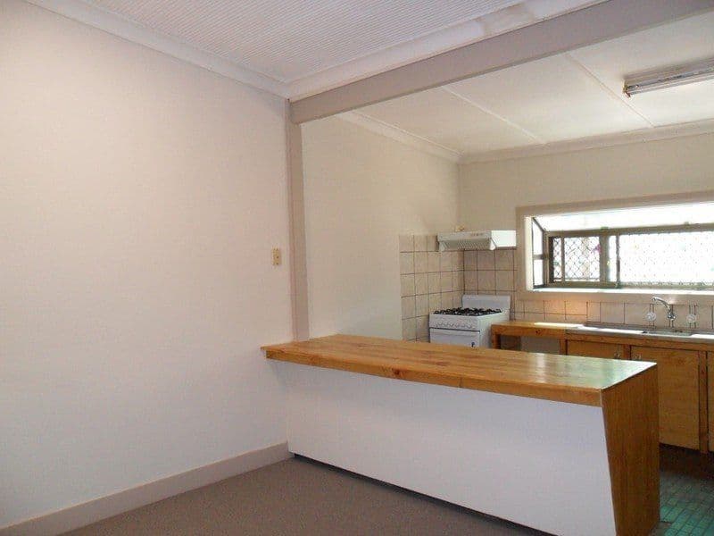 60 Patton Street, BROKEN HILL NSW 2880, Broken Hill - Thumbnail 4