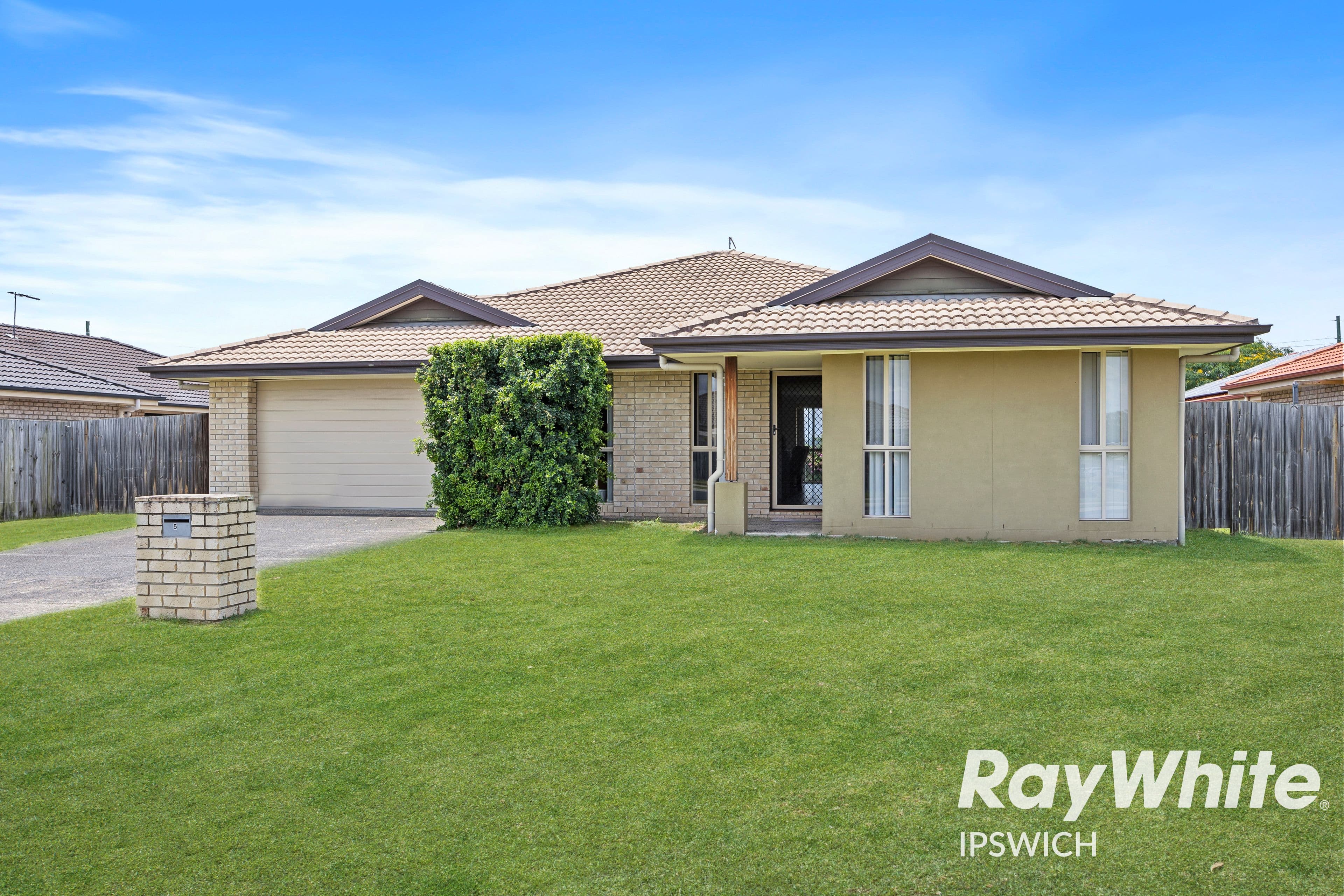 5 Walnut Crescent, Lowood QLD 4311, Lowood - Thumbnail 2
