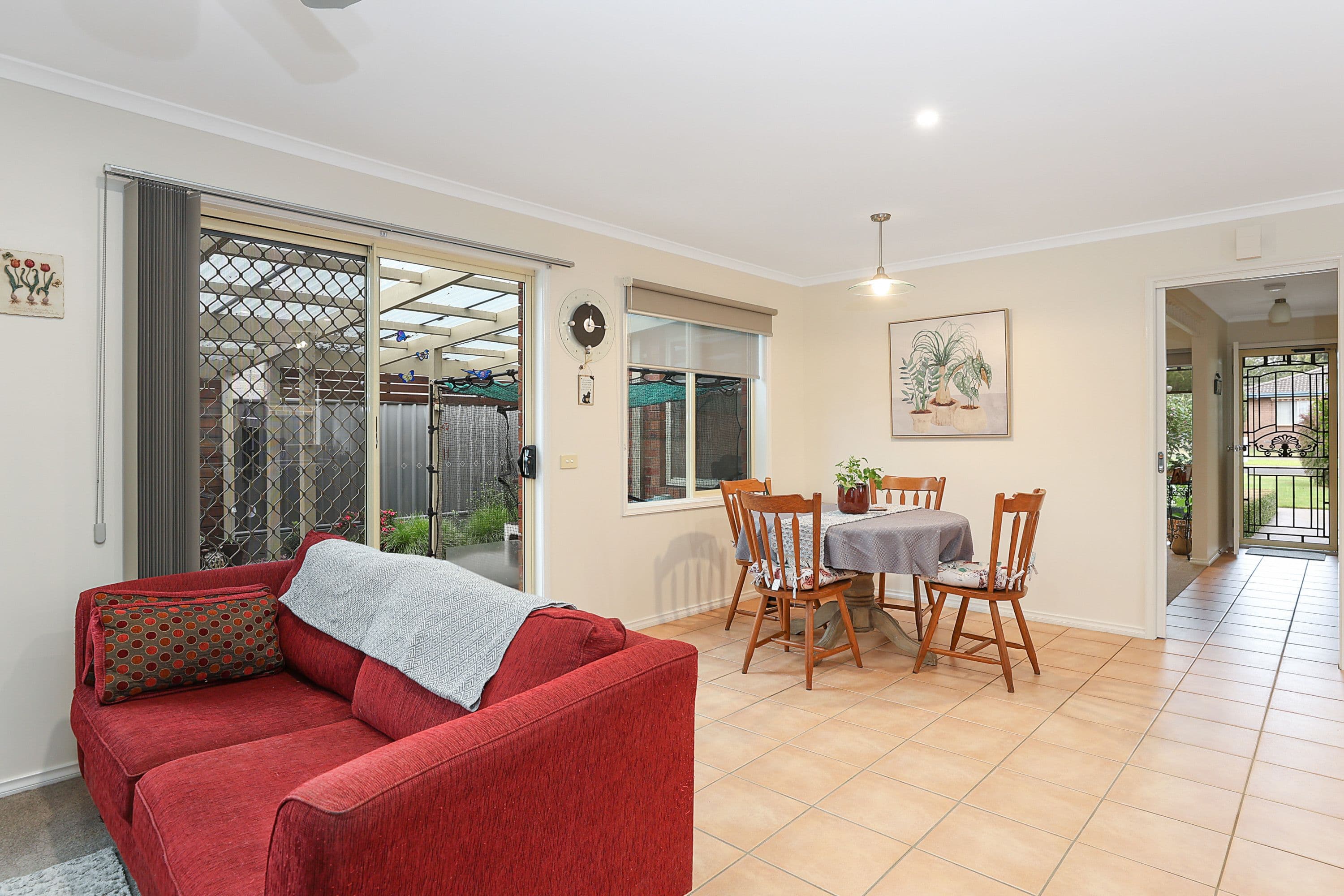 9 Borwick Street, Colac VIC 3250, Colac - Thumbnail 4