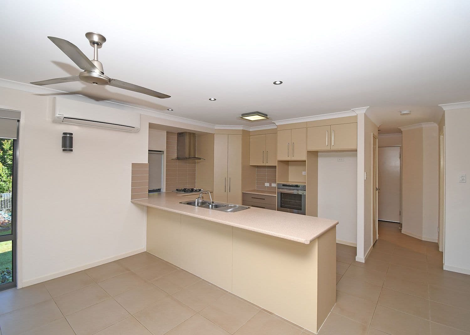 23 Golf Crescent, Craignish QLD 4655, Craignish - Thumbnail 3