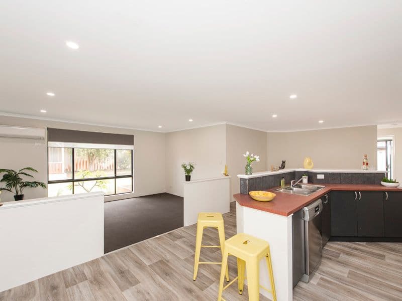 204 Grand Ocean Boulevard, Port Kennedy WA 6172, Port Kennedy - Thumbnail 2