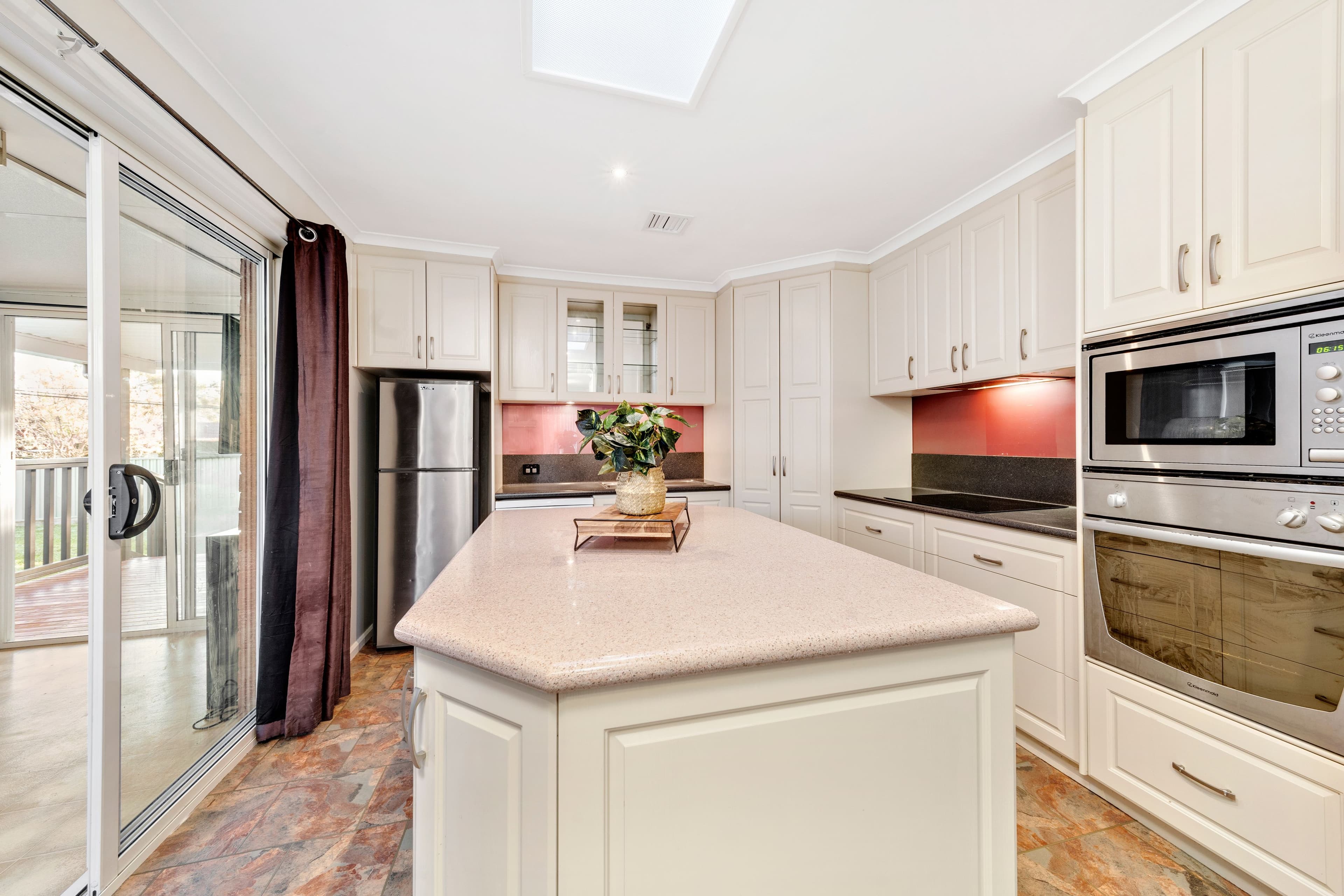 7 Garland Place, Spence ACT 2615, Spence - Thumbnail 5