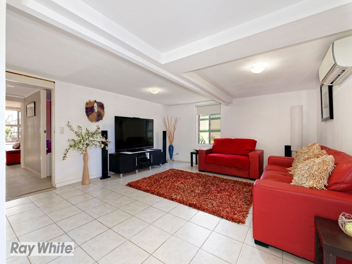 77 Macdonnell Road, Margate QLD 4019, Margate - Thumbnail 4