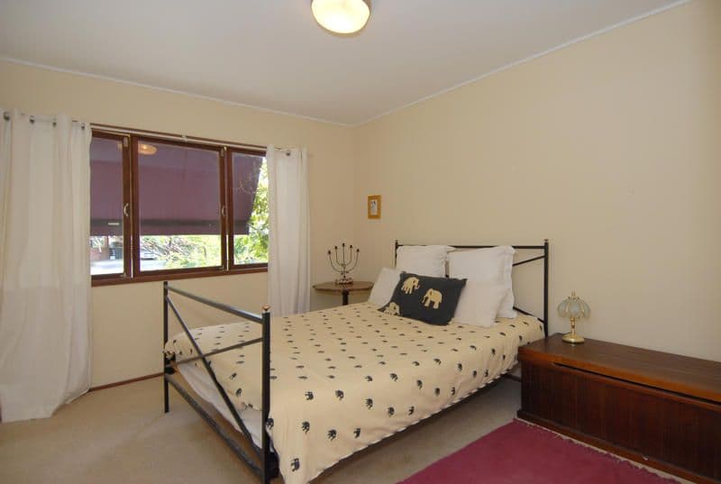 8 Ridgeway Street, THE GAP QLD 4061, The Gap - Thumbnail 6