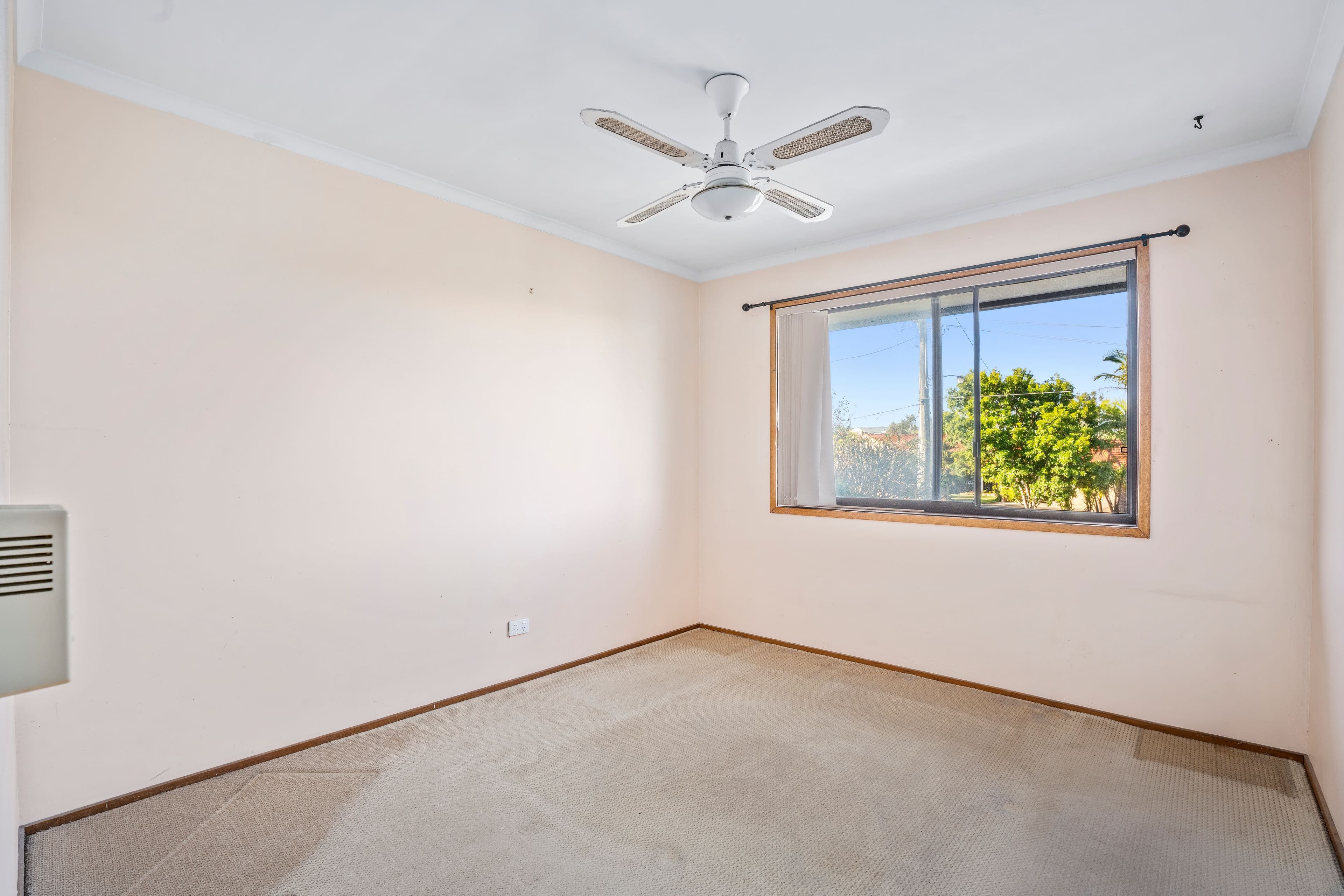16 Tecoma Street, Southport QLD 4215, Southport - Thumbnail 8