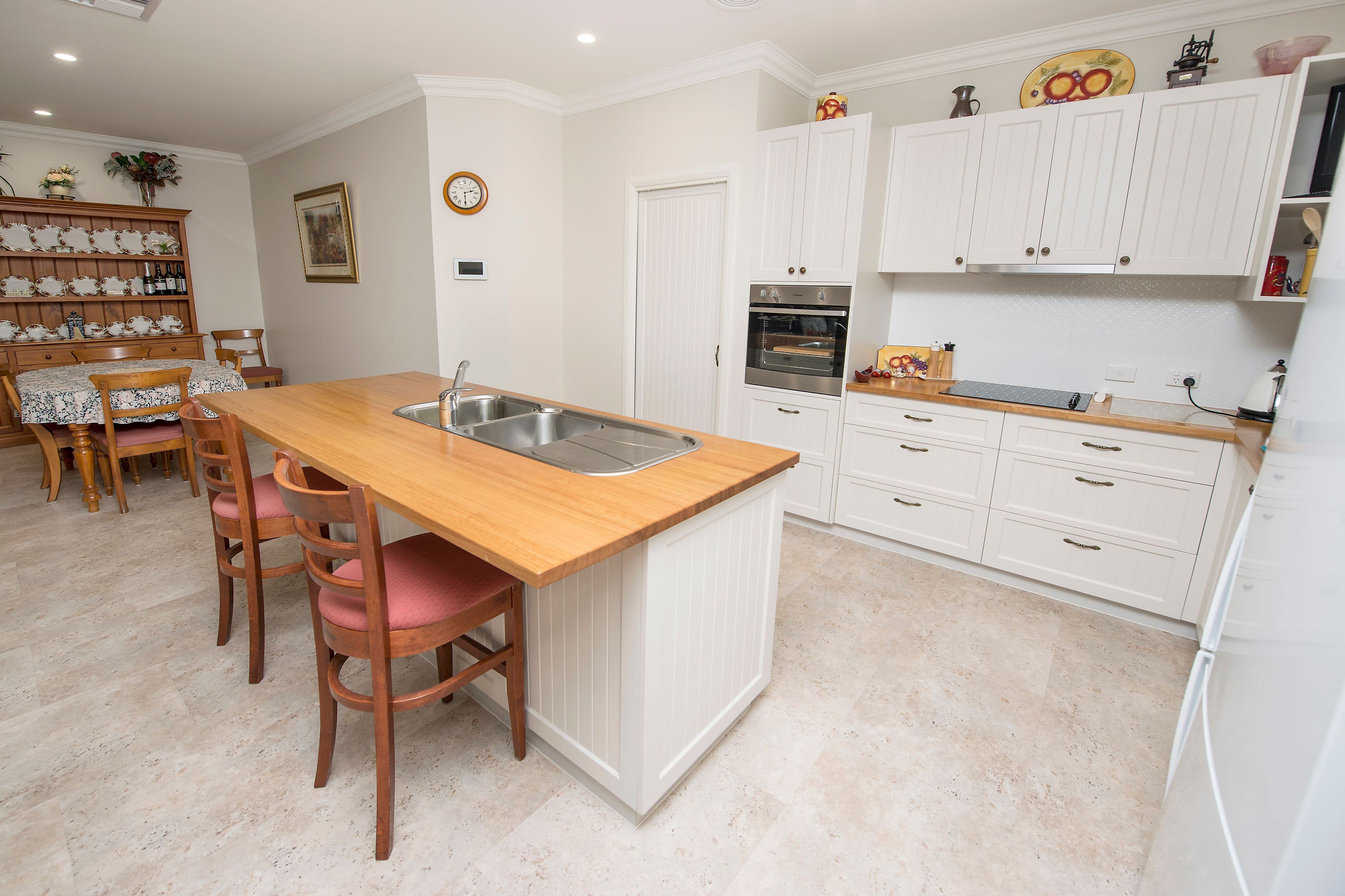 4 Rankin Street, Swan Hill VIC 3585, Swan Hill - Thumbnail 2