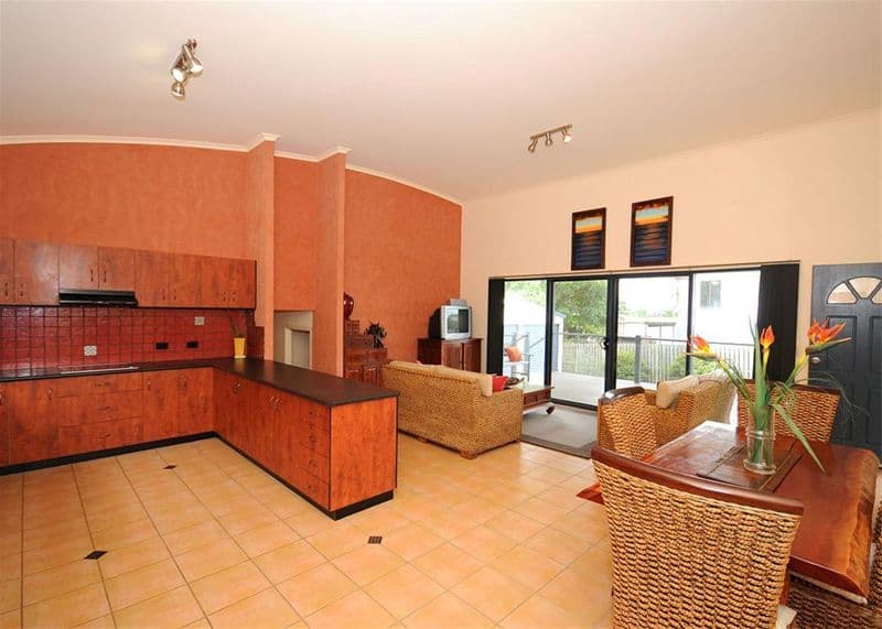 59 Queens Road, SCARNESS QLD 4655, Scarness - Thumbnail 4