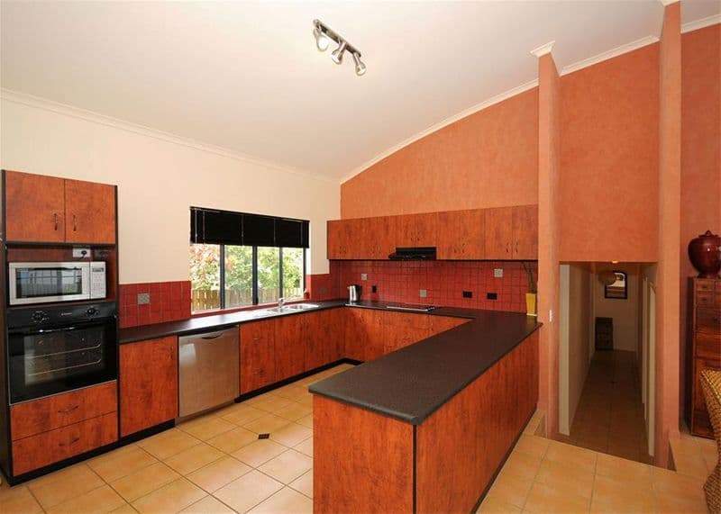 59 Queens Road, SCARNESS QLD 4655, Scarness - Thumbnail 5