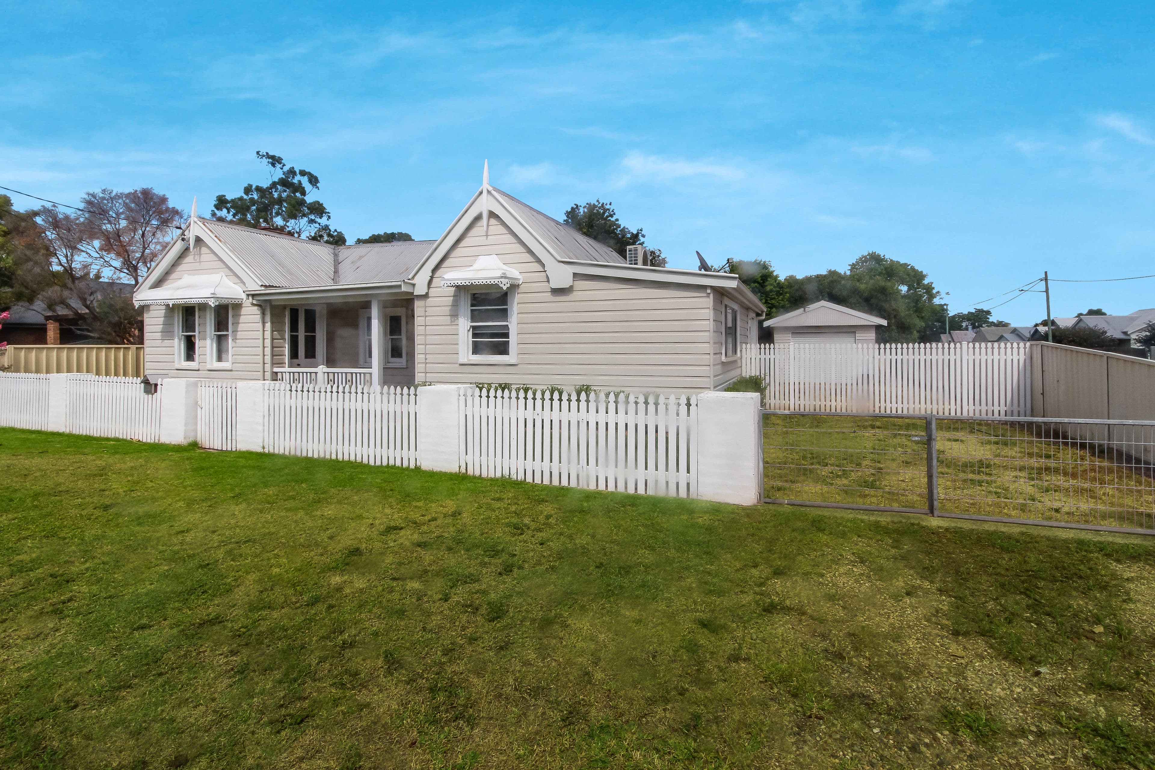 23 Park Street, Scone NSW 2337, Scone - Thumbnail 2
