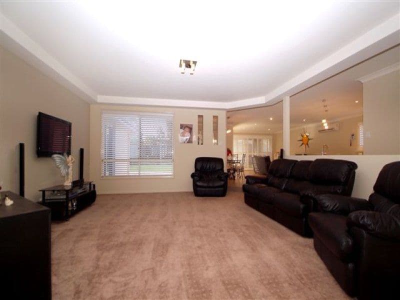6 Jacaranda Court, WESTBROOK QLD 4350, Westbrook - Thumbnail 2