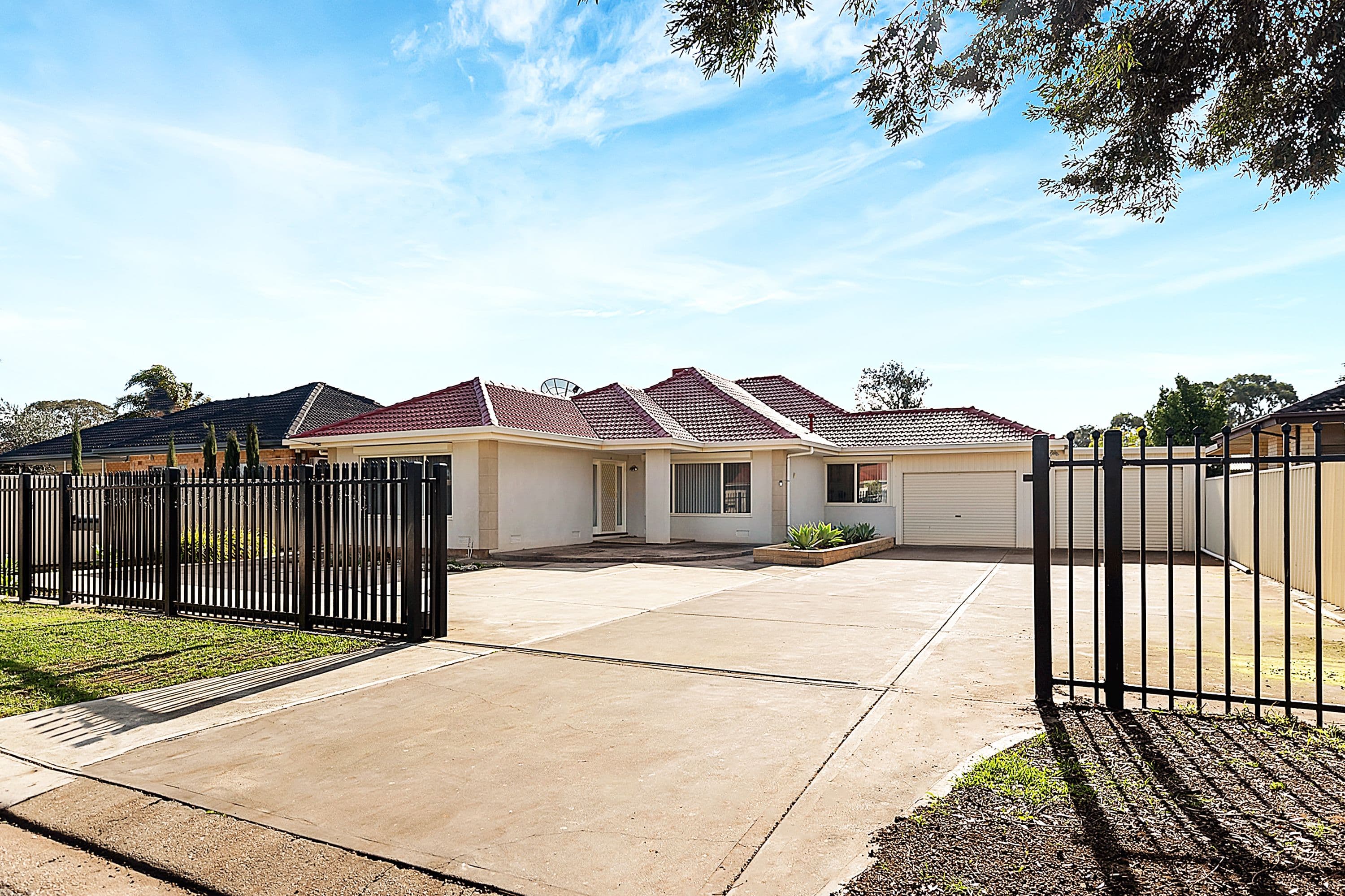 15 Jennifer Terrace, Parafield Gardens SA 5107, Parafield Gardens - Image 1