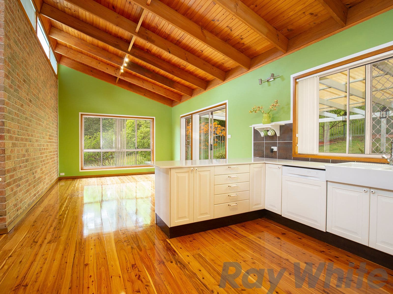 19 Andrew Close, North Lambton - Thumbnail 3