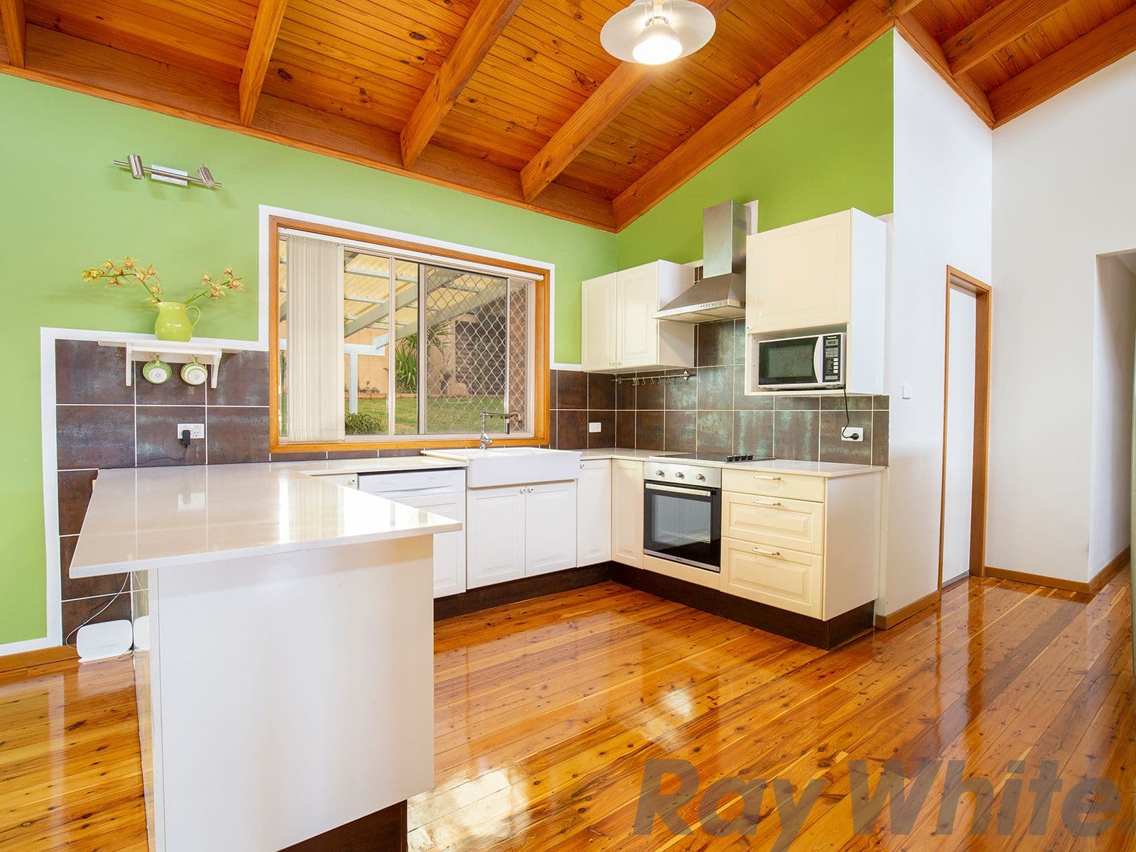 19 Andrew Close, North Lambton - Thumbnail 4