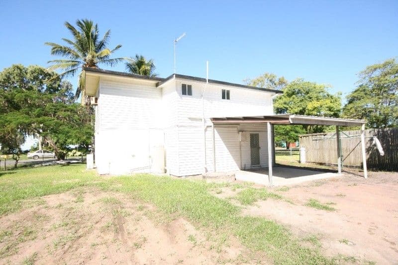 35 Melba Street, SARINA QLD 4737, Sarina - Thumbnail 3