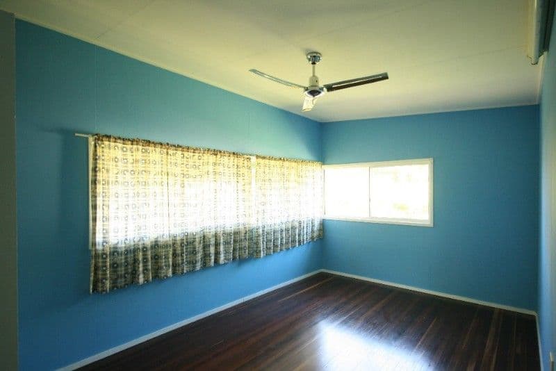 35 Melba Street, SARINA QLD 4737, Sarina - Thumbnail 6