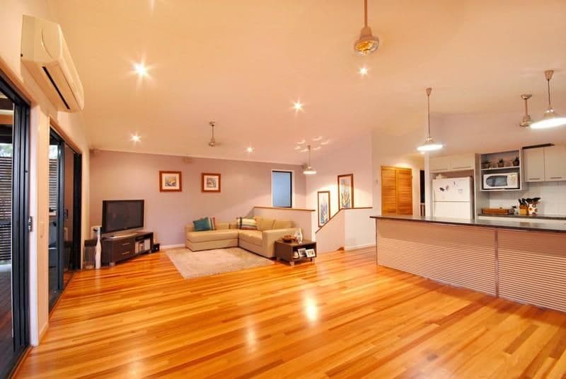 21 Daydream Court, CANNONVALE QLD 4802, Cannonvale - Thumbnail 3