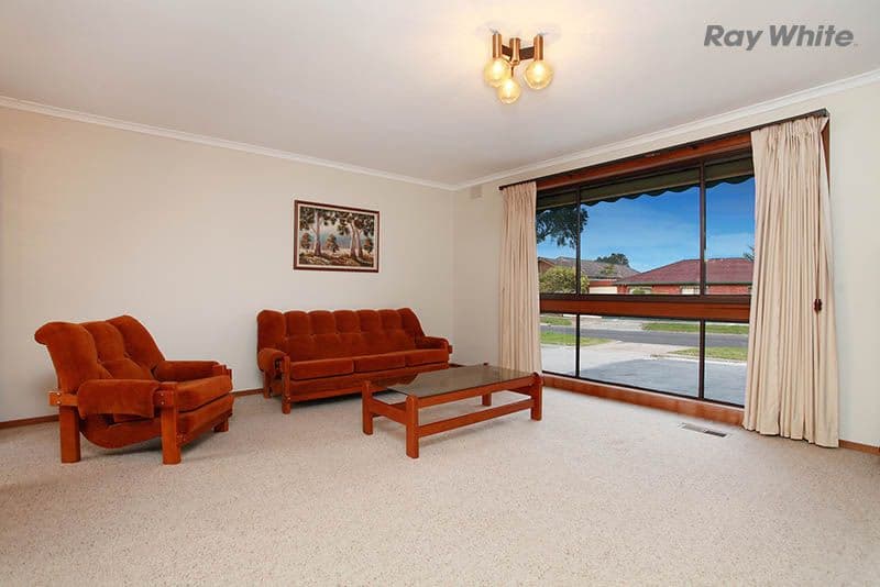 19 Medina Road, KEILOR DOWNS VIC 3038, Keilor Downs - Thumbnail 4