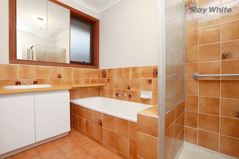 19 Medina Road, KEILOR DOWNS VIC 3038, Keilor Downs - Thumbnail 5