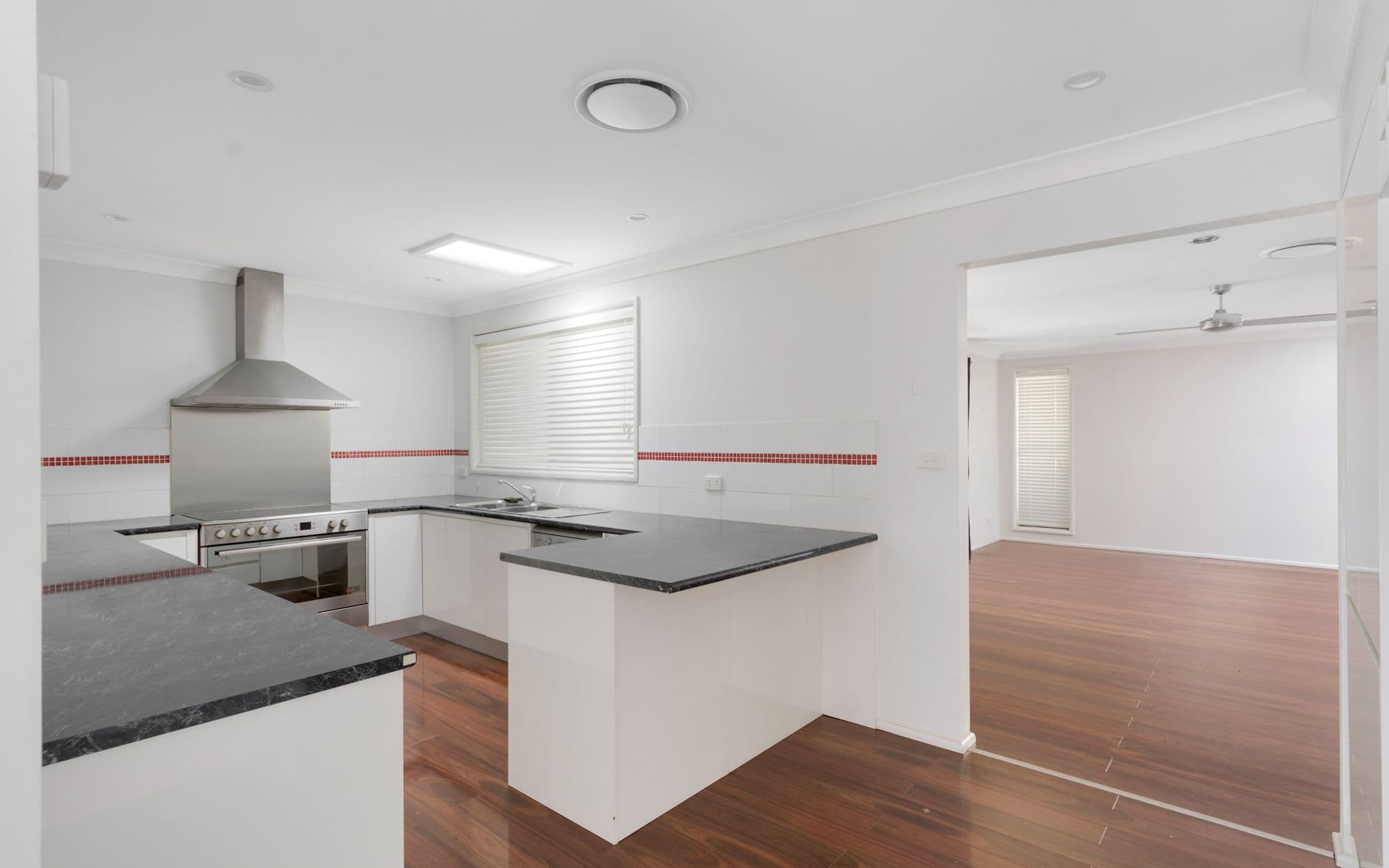 2 Kerry Place, Oakdale NSW 2570, Oakdale - Thumbnail 3