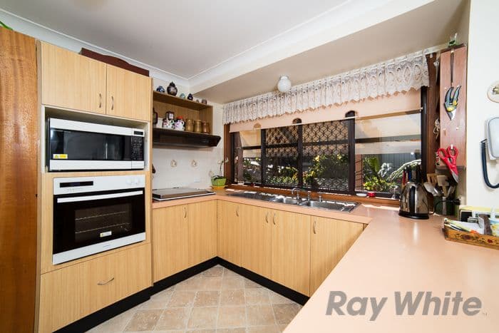 12 Cardine Close, JEWELLS NSW 2280, Jewells - Thumbnail 3